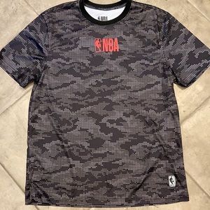 Men’s NBA short sleeve shirt